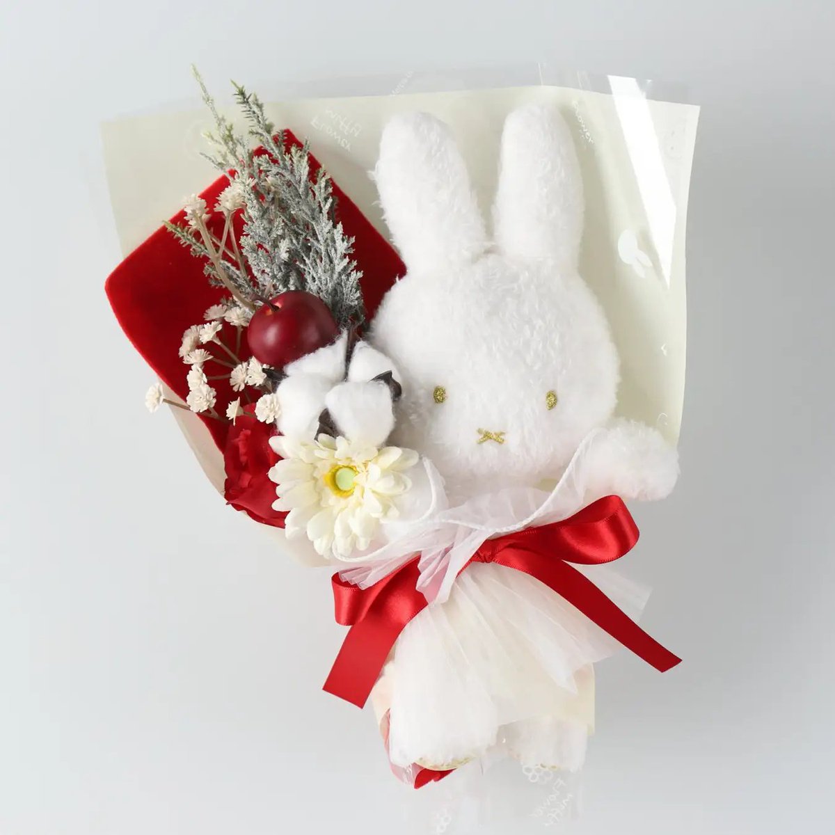 Hama_Seikatsu's tweet photo. 🐰ミッフィー×クリスマス🎄
「Flower Miffy Pop-Up Marche」
横浜赤レンガ倉庫で
2026年11月6日(金)～開催します🌟

＼クリスマスにピッタリ／
ミッフィーのフラワーアイテムやグッズ
限定商品などを販売予定です！
期間中はお買い上げプレゼントも🎁

✅期間：2026年11月6日(金)～12月8日(火)
✅会場：横浜赤レンガ倉庫 2号館 1階
✅営業時間：11:00～20:00

イベント詳細はこちら🔽
https://t.co/ifgIS2xP0O