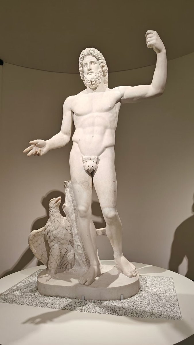 Newsinchina's tweet photo. 去年在上海引起轰动的希腊罗马古文明大展 感谢希腊领事馆希腊各博物馆 让中国人民在家门口也能领略灿烂的人类文明 https://t.co/TNRpPmhvzk