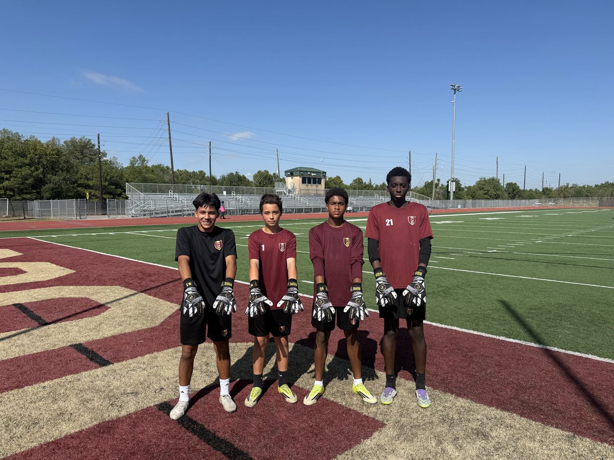 SCHSMensSoccer's tweet photo. Huge S/O to @westcoastgk for getting the program and all of our GK’s setup right with these Custom Aero Deltas! #PACK https://t.co/GSO5mlMloS