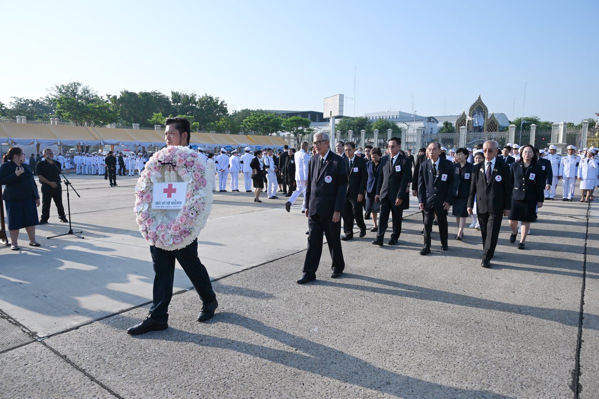 ThaiRedCross tweet picture