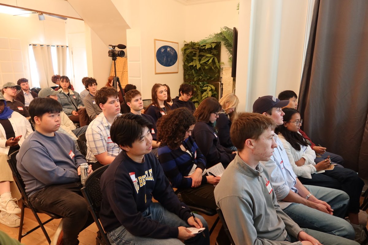 emd4sh's tweet photo. thanks Students for Abundance, @Victoriazren, and many more for a fun time at Lighthaven where I met my people! https://t.co/dyqUVXeiag
