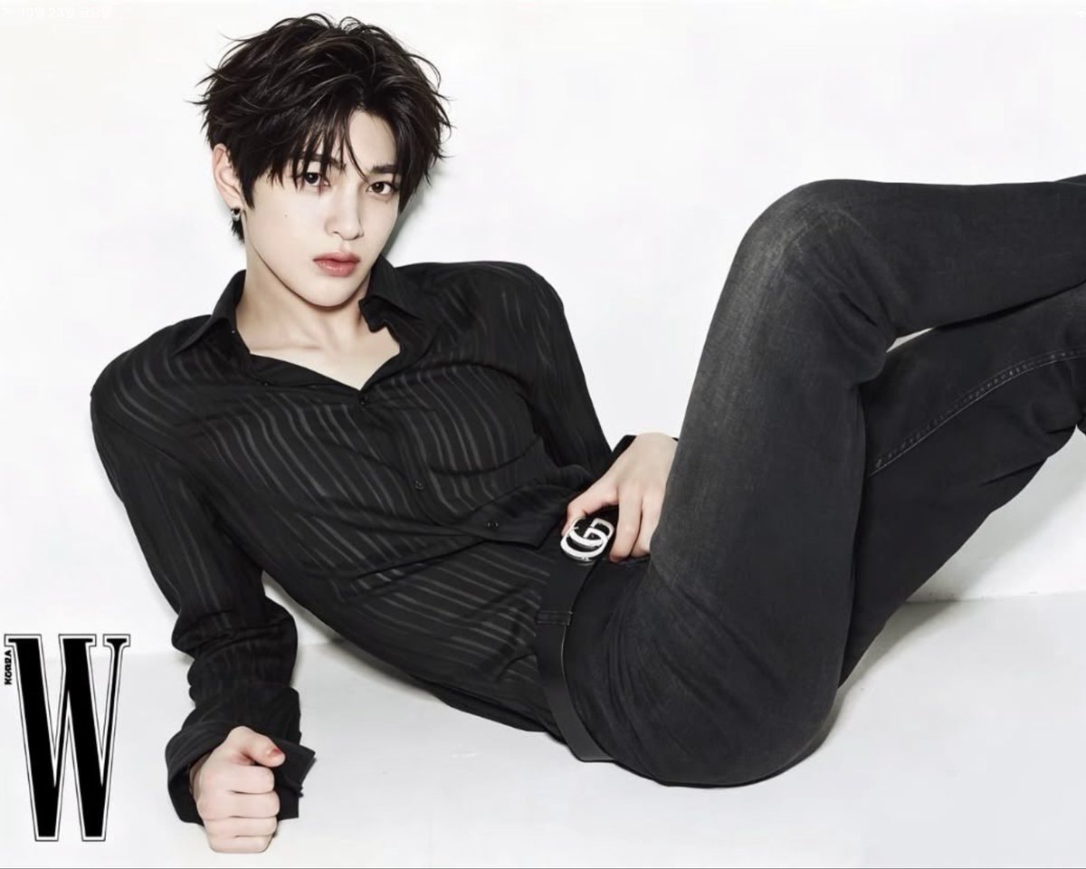 oseanals's tweet photo. 09년생 화보 달란트 미치겠다 https://t.co/ybwljPDbso