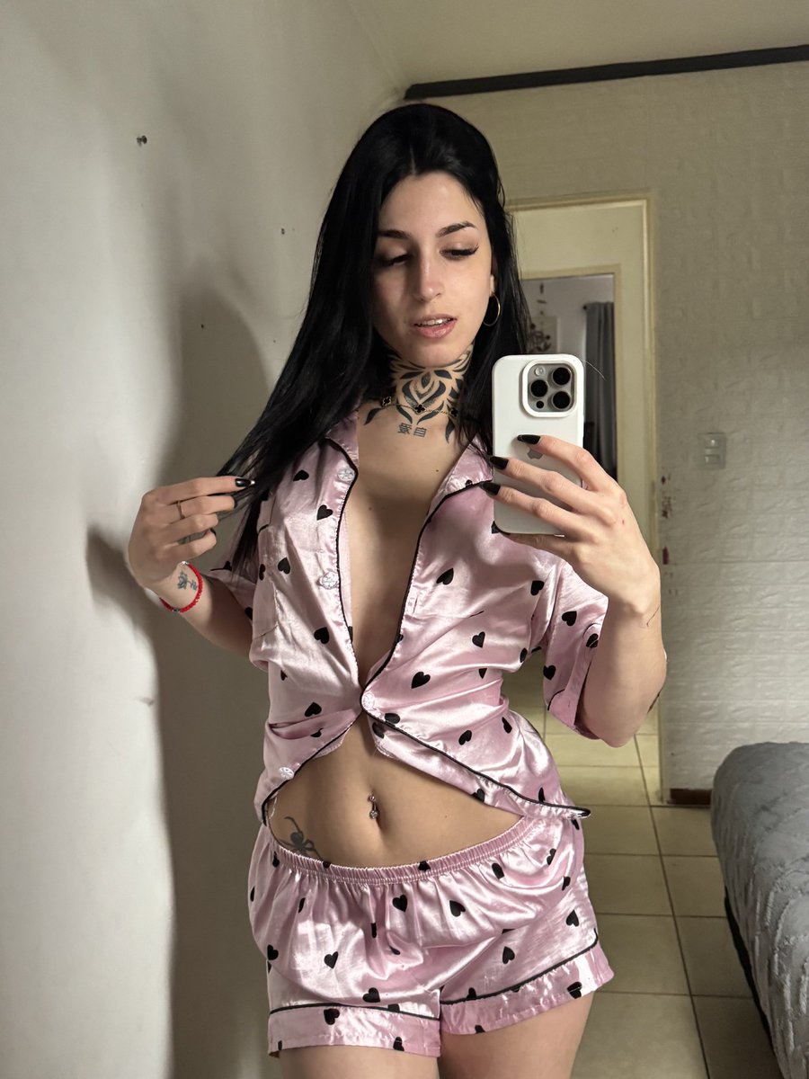 Candy_c4andic3's tweet photo. Too tempting to ignore.🥵 https://t.co/LfkgJ9xPzM