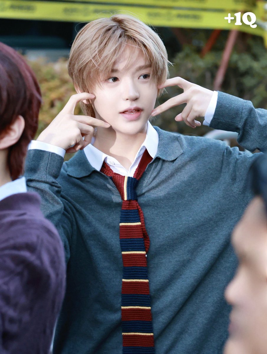 hapbunny_'s tweet photo. 十指纤纤

cr：xhsID：49873701633
#A2O #A2OSOUL #ZAI https://t.co/1G1wn6MZRq