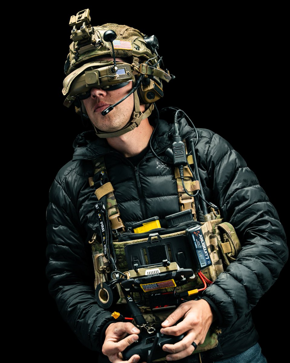 LucasBotkin's tweet photo. A gear queer who designs gear. Who would have thunk https://t.co/A74xuMriWy
