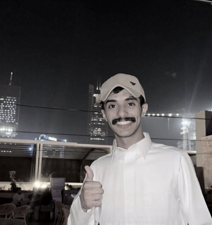 miii7vx's tweet photo. يا كثررر الحب ويا كثر القبول ❤️❤️❤️
#عبدالصمد_بادي https://t.co/9tKxS4i5c1