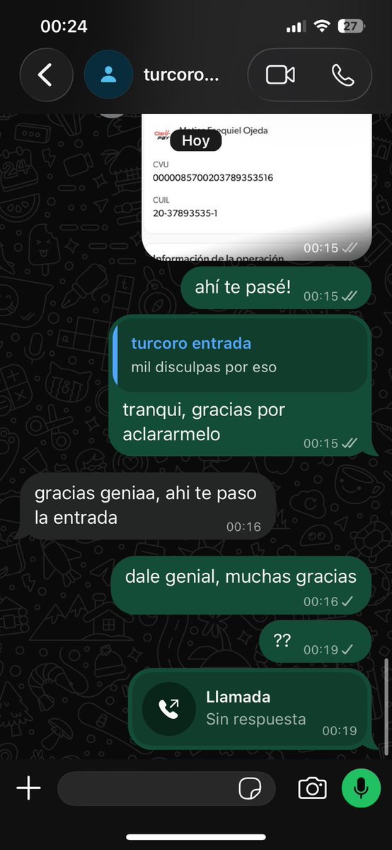 kiragst's tweet photo. bueno chicas este hijo de remil
puta me acaba de estafar $200.000, ahorrense las bardeadas y todo lo que puedan pensar de que soy una pelotuda o no. Supuestamente me iba a dar entrada para campo para ver a los chicos el 24 pero claramente me bloqueó después de pasarle la plata https://t.co/fVKzNupZeF