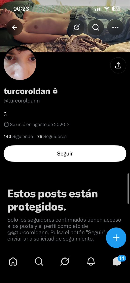kiragst's tweet photo. bueno chicas este hijo de remil
puta me acaba de estafar $200.000, ahorrense las bardeadas y todo lo que puedan pensar de que soy una pelotuda o no. Supuestamente me iba a dar entrada para campo para ver a los chicos el 24 pero claramente me bloqueó después de pasarle la plata https://t.co/fVKzNupZeF