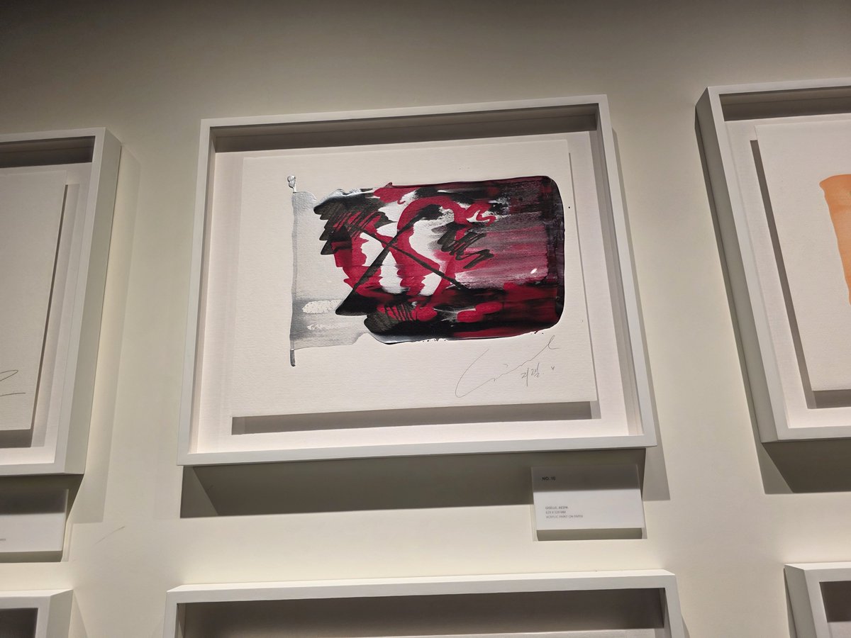 snowrain_ae's tweet photo. 디페스타 #에스파 그림!
그림 사고싶으면 어떡하나요.. https://t.co/NIiyBUsJwJ