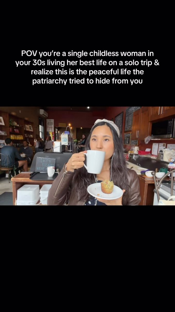 SAAO76's tweet photo. I love my single, child-free life. I don’t want kids or marriage. Ladies, life is great on this side. Don’t let anyone convince you otherwise. https://t.co/3ovafJz73w