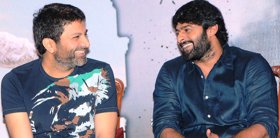 Trivikram_Fans's tweet photo. #ప్రభాస్‌ అందుకున్న స్టార్‌ ఇమేజ్‌, బాక్సాఫీస్‌ వద్ద ఆయన సృష్టించిన మాయాజాలం ఎప్పటికీ ప్రత్యేకమే .. అంతర్జాతీయ స్థాయిలో ఇప్పుడు ప్రభాస్‌’ని చూడగానే తెలుగు సినిమా గుర్తొస్తుంది ..
Wishing You More Success 
#HappyBirthdayPrabhas 
💐💐💐 https://t.co/ElyfQnEmjF