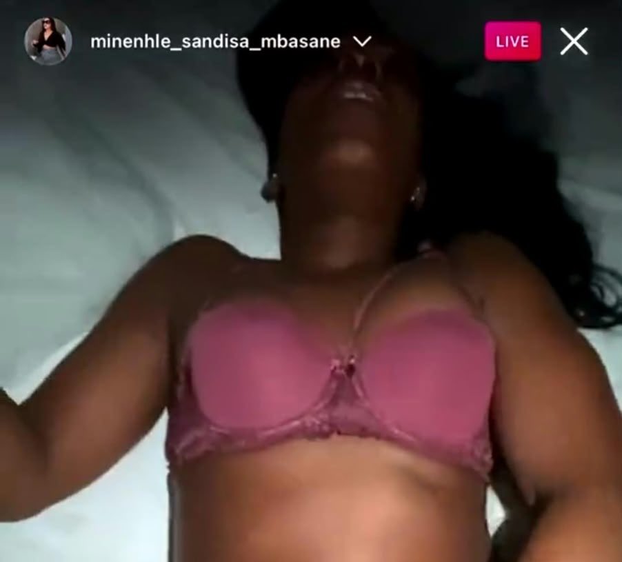 k4r4b34st's tweet photo. Graduate and God fearing woman having tloftlof on instagram live 💔 https://t.co/Fp1dSgQ2B9