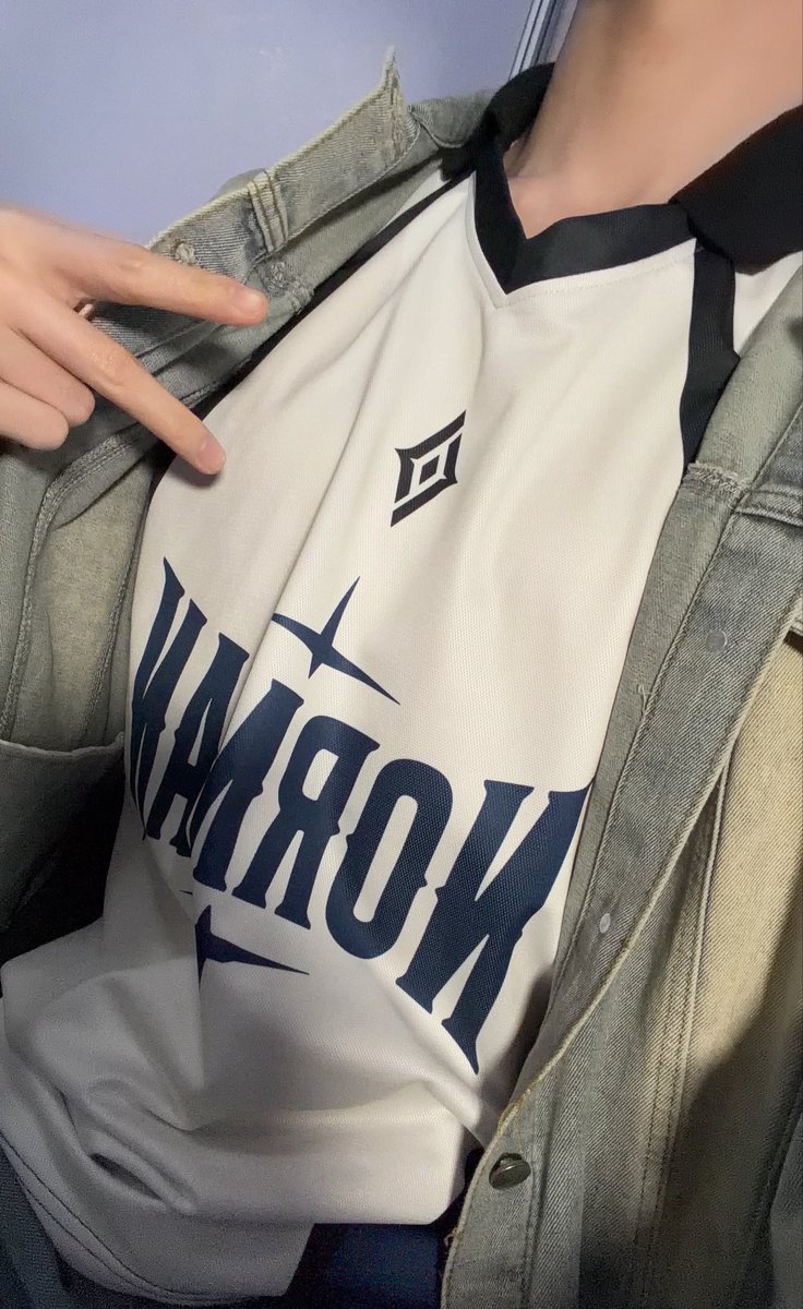 Jamessu_w's tweet photo. ✌🏻💙

#TeamNORMAN
#JamesSu https://t.co/Ohd7idZW3X