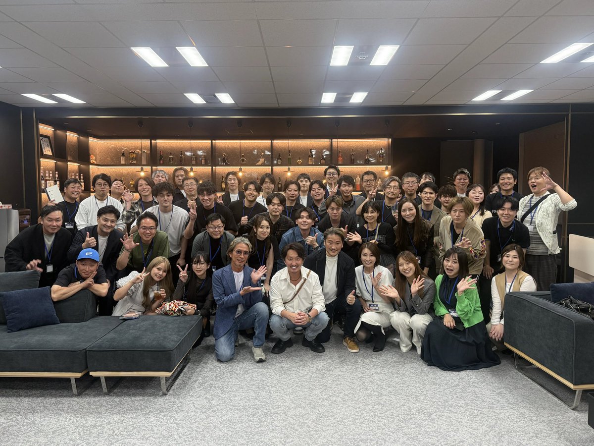 CBTS_noguchi's tweet photo. 三浦会長がスペシャル登壇回の野口塾が昨日、開催されました。なんと茂木さんや神田みつきも緊急参戦。大盛況に終える事が出来ました。そして、三浦会長の講演が面白い。やっぱ大物はトークも面白い。そしてタメになる！私も色々学んだ会でした。参加した皆様ありがとうございました。野口塾は随時募集中。早く最強経営者コミュニティの仲間になりましょう！