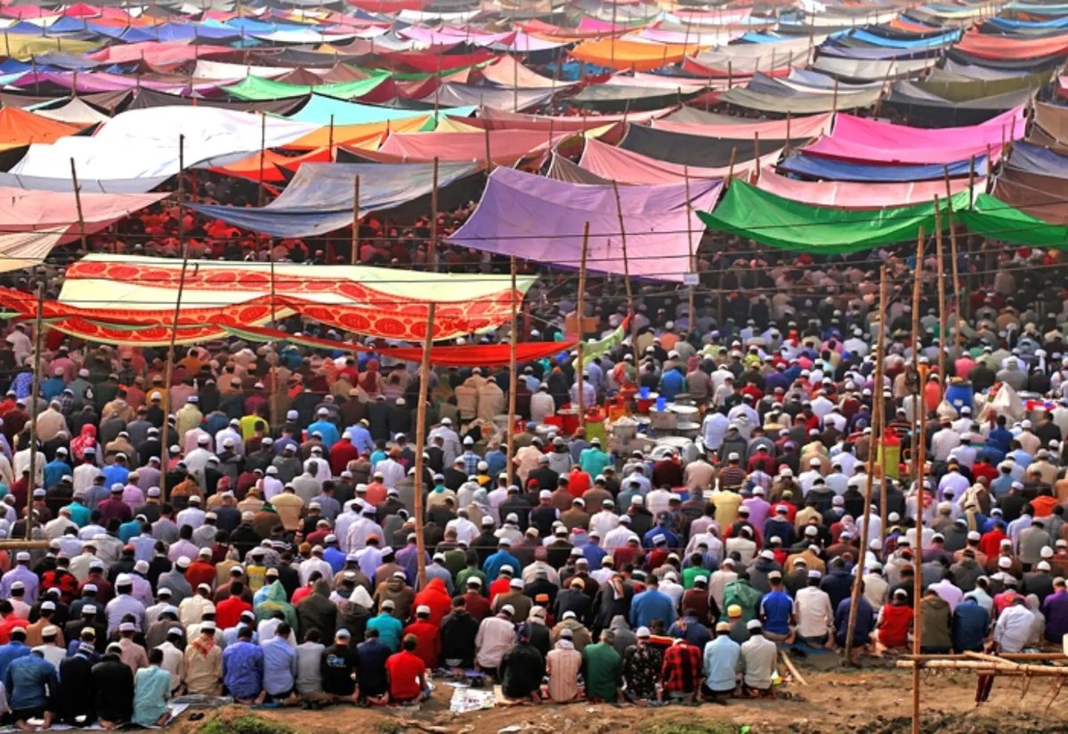 MauricioTankian's tweet photo. Biswa Ijtema is an annual Muslim gathering in Bangladesh and the world’s largest Islamic congregation after Hajj. https://t.co/FVK9vn6Rra