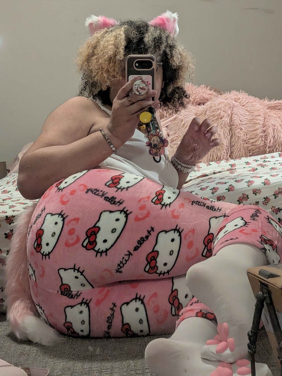 MuzzleGirlVA tweet picture