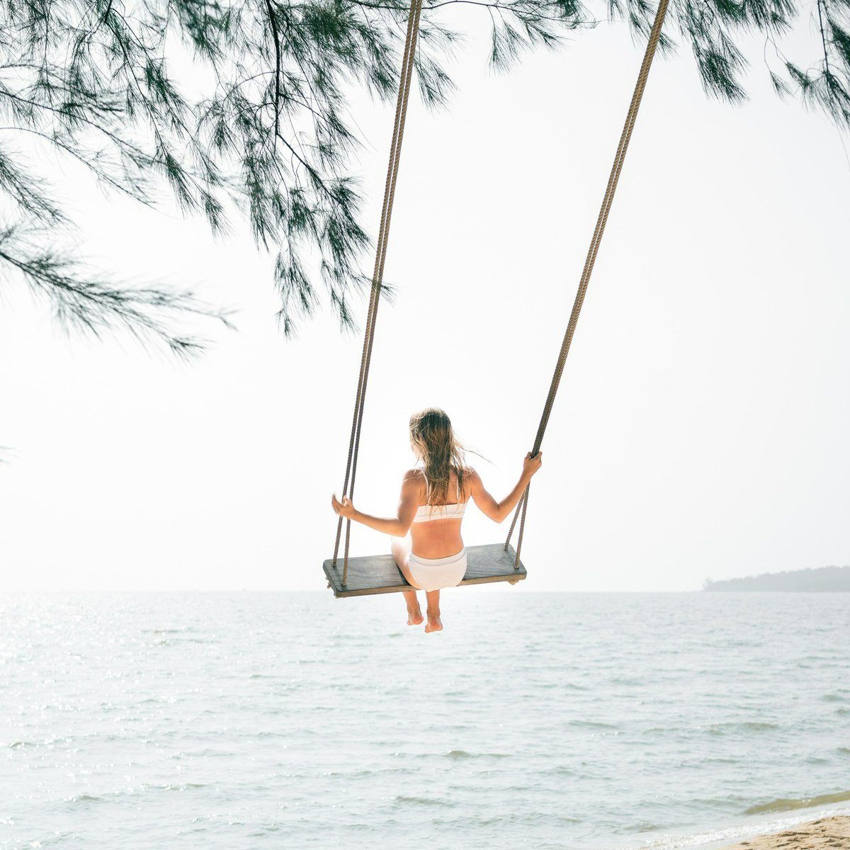 Gdin's tweet photo. Hello, whimsical season! Discover a festive escape at Mövenpick Resort Waverly Phu Quoc and Mövenpick Villas &amp; Residences Phu Quoc. https://t.co/VAXNlGN9lc