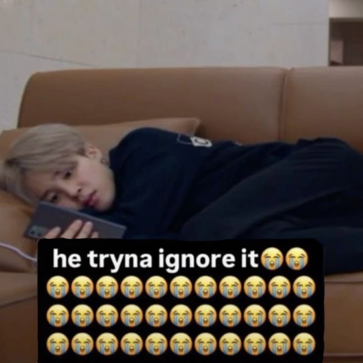 ziidvtive's tweet photo. Holaaa busco mutis armys😭

- ot7 (Jimin biased)
- He/him
- 18y/o

In jikook we believe 🙏🏻

Soy bueno para interactuar siempre y cuando tenga tiempo, estoy cursando 4° medio (if that matters), no me ignoren q no tengo muchos mutis armys si ok.

#armytwt #btstwt #BTSARMY https://t.co/E0jrY72BRE
