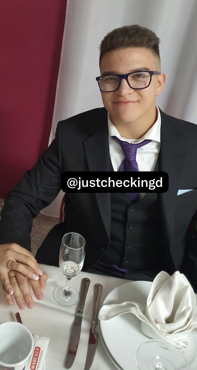 Justcheckingd tweet picture