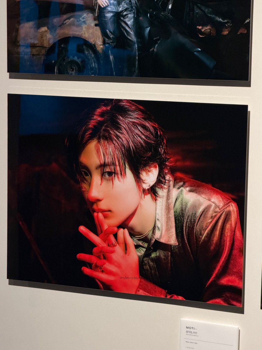Chanyoung_IDN's tweet photo. 261023 #ANTON from D’FESTA: THE ORIGIN Exhibition

KEREN PARAHH

#앤톤 #찬영 #アントン #RIIZE #라이즈 https://t.co/BBoORxBVEI