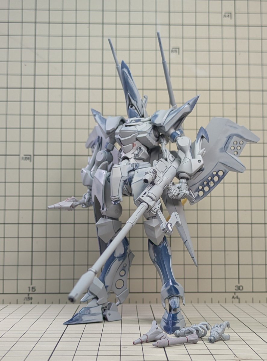 yukirinshu's tweet photo. 月刊 #モデルグラフィックス 2026年12月号は本日発売です！

私は機動戦士ガンダム GQuuuuuuXより、HGハンブラビ【GQ】の作例を担当しております。

よろしくお願いしまーす😊 https://t.co/RuVvEWuuxn