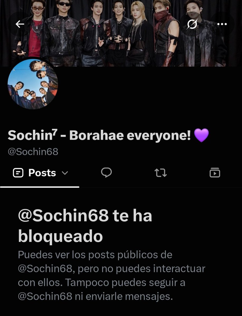mennotrealistic's tweet photo. no se bancan una la armys gringas, tiran la piedra y esconden la mano @Sochin68 cagona https://t.co/2PAFLFN3Wb