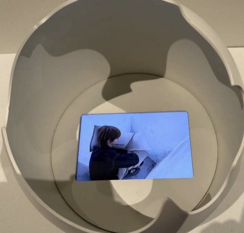 juhoonwink's tweet photo. this is what’s inside egg omg 😭😭 we got to see jju sleeping so peacefully 😭😭  he’s too cute 😭😭

#JUHOON #주훈 #ジュフン https://t.co/UF3BofOixT