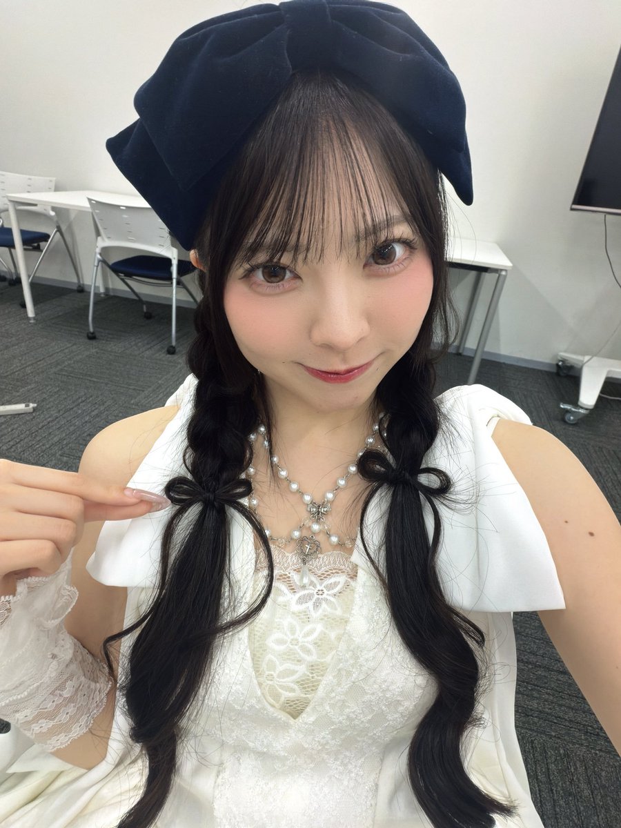 subsub__10 tweet picture