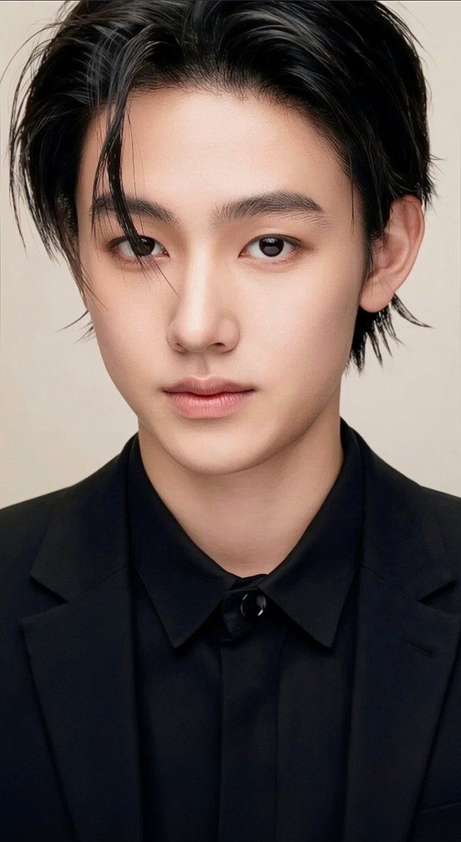 seanvrs's tweet photo. #seonghyeon face card. https://t.co/cfB3jYi2EZ