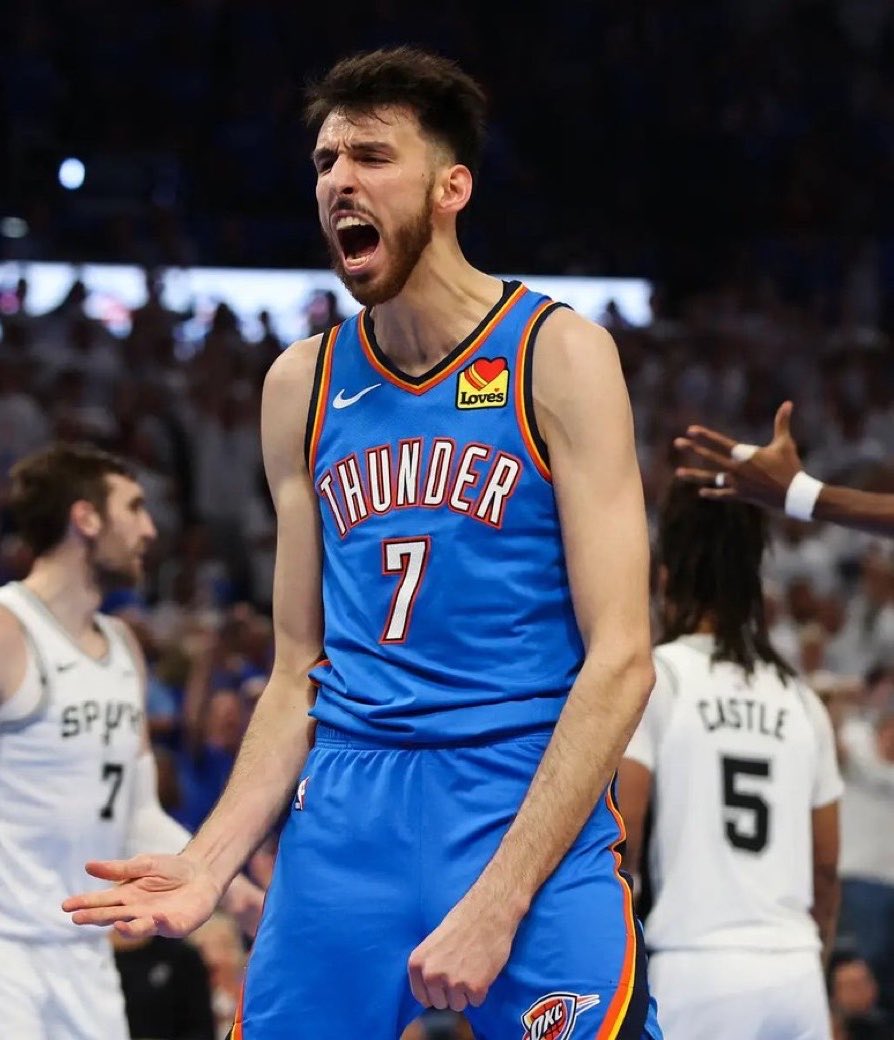 TheHoopCentral tweet picture
