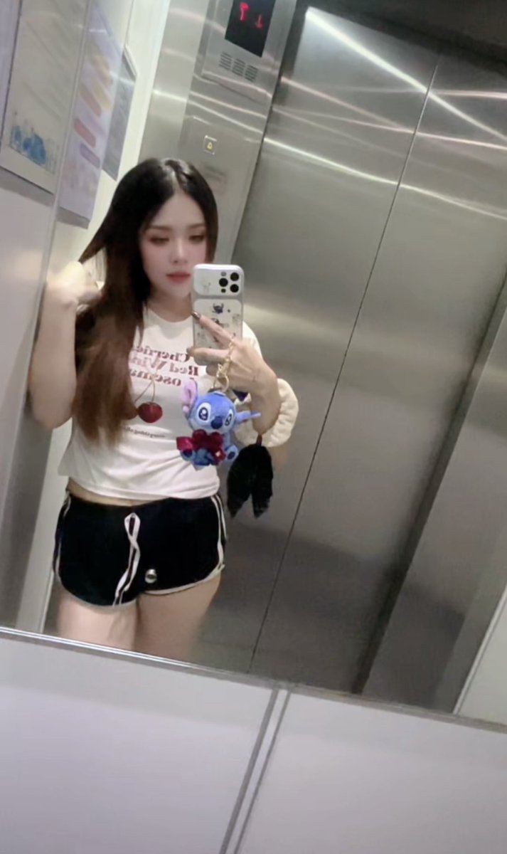 NamwanFl5's tweet photo. 🌸ดินสอเขียนคิ้ว เส้นเล็กวาดง่ายมาก🍀
เติมทรงคิ้วให้สวยละมุนเป็นธรรมชาติ🇯🇵
เนื้อสีนุ่ม ไม่เข้มจนหน้าดูดุ🌟          
      ติดทนนาน กันน้ำกันเหงื่อ💦
มือใหม่ก็เขียนคิ้วสวย🦋
🆔 barbie199111

#นวดรังสิต
#นวดลำลูกกา
#นวดสายไหม
#นวดดอนเมือง https://t.co/nWxIi7X8Z7