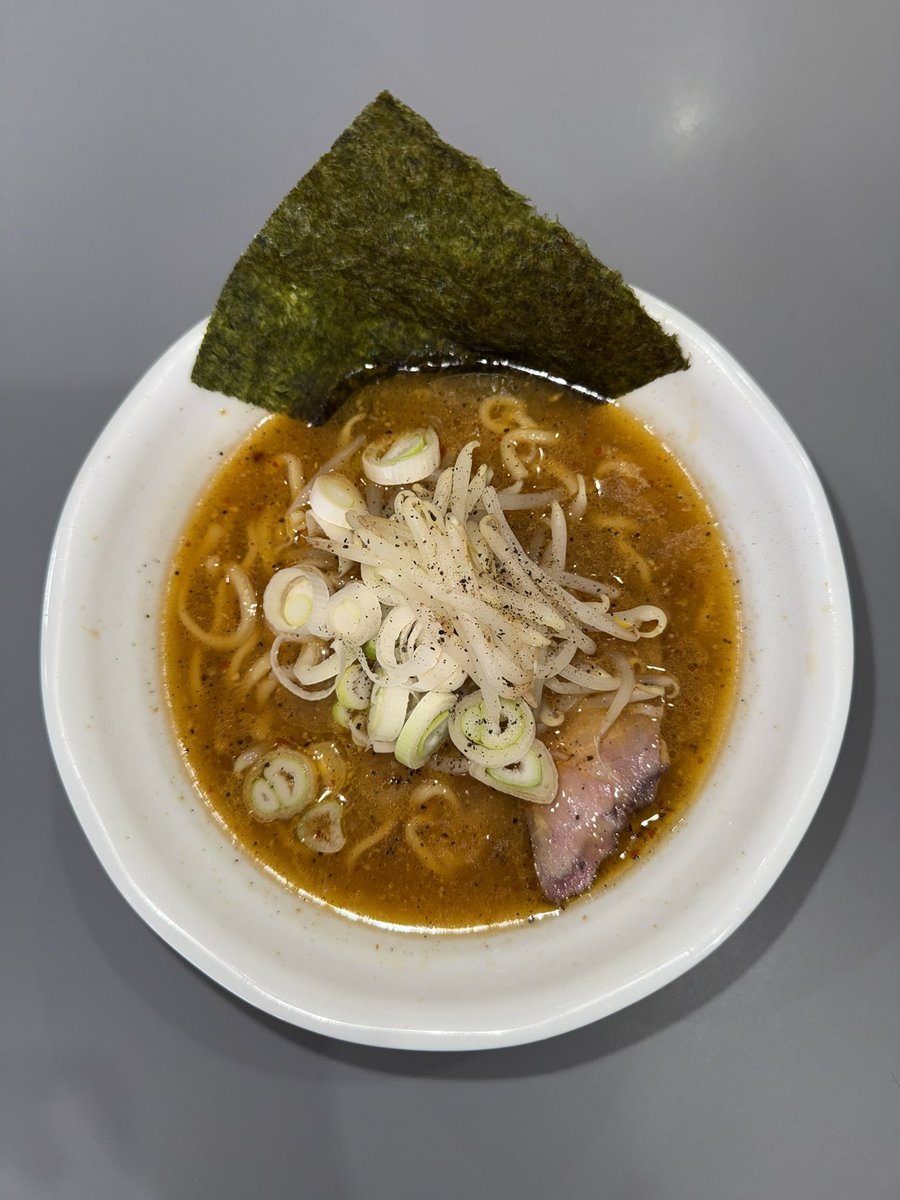 amenooto_riki's tweet photo. 今日の22時から限定で濃厚味噌ラーメンやります🔥
かなり自信作です！

数量限定なので是非ご希望の方はお早めにどうぞ！

沢山のご来店お待ちしてます！ https://t.co/cC0xeD8Vi8