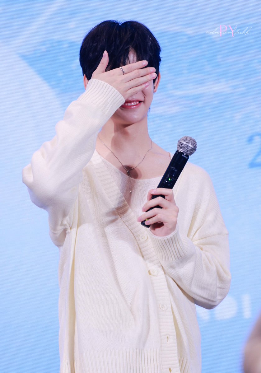 teeteebaipor's tweet photo. รูปนี้น้องป๋อน่ารักมากเลยอะ ผิวดี ยิ้มหวาน สวยสะอาด นิ้วเรียว ผมหน้าม้าดุ๋งๆ ตัวเล็กตัวน้อยคือน่ารักมาก~ จะมองน่ารักก็น่ารักสุด ๆ มองสวยก็สวยมากกกก มองเปี๊ยกก็ตัวจิ๋วเลย เฮียหึงหมวยแทนเมะไปแล้ว 🥺 https://t.co/3FgDcbxQ4W