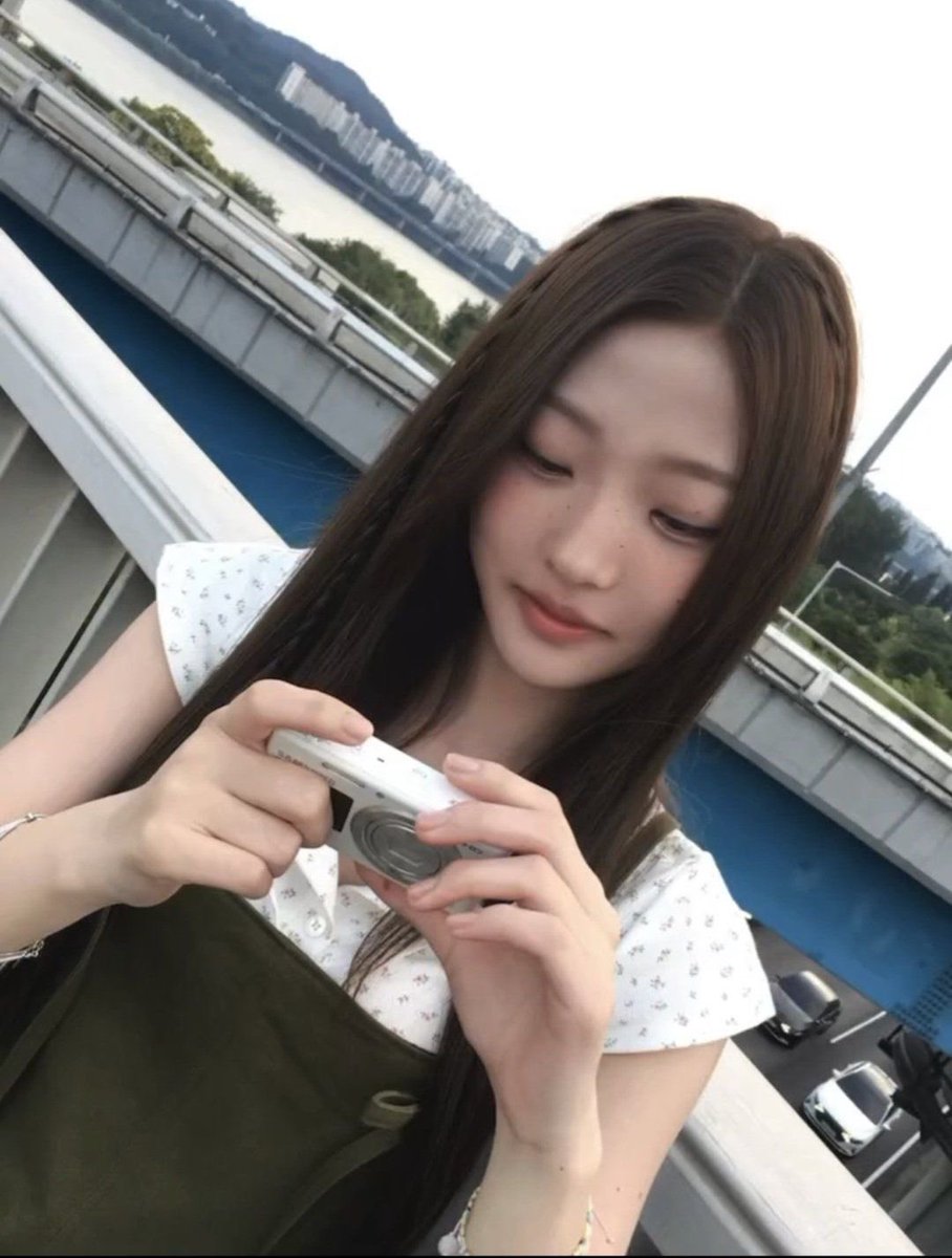 shadysusu's tweet photo. Ppl need to recognize the brown Stella endings and stop the blonde Stella blindness https://t.co/S119MAxEU8