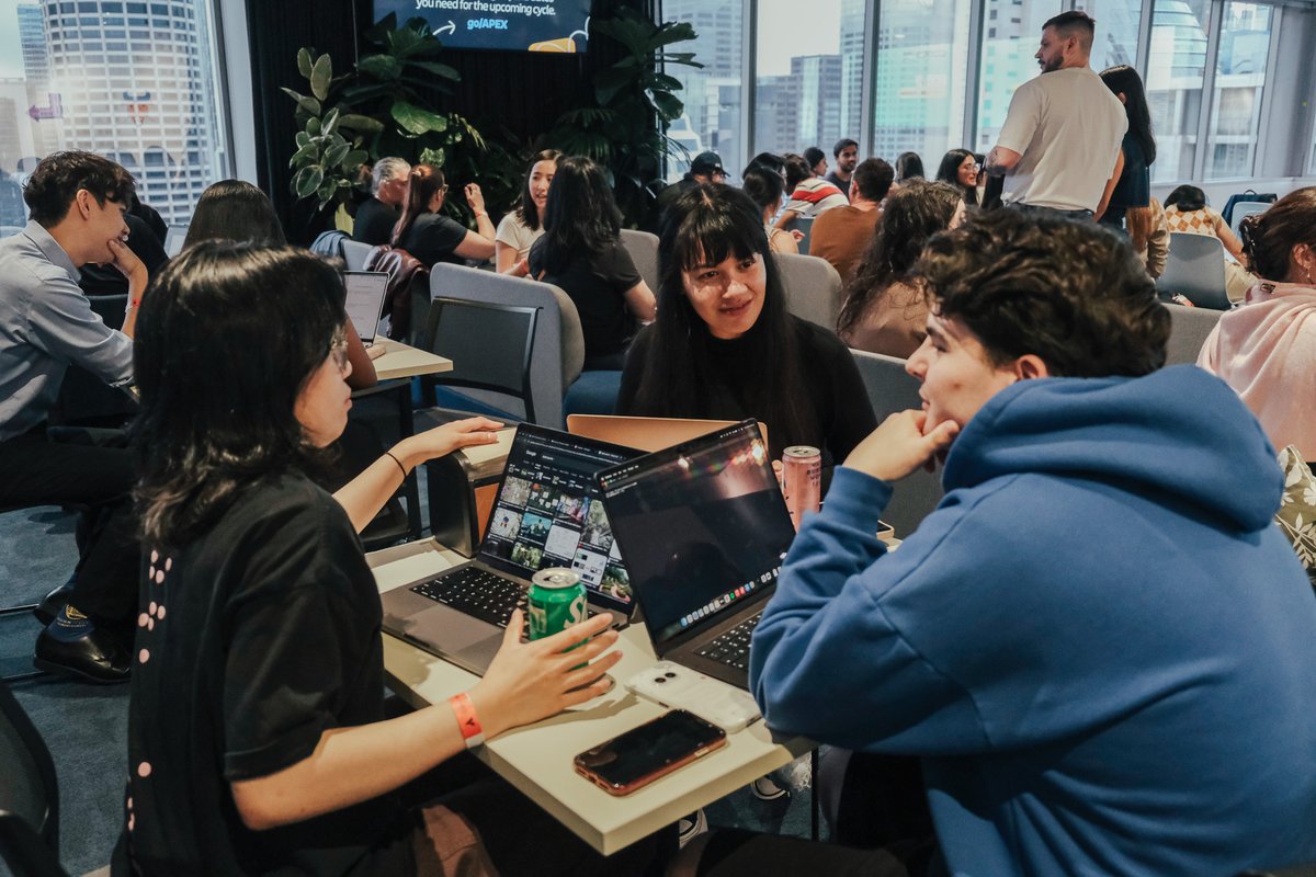 fof_sydney's tweet photo. 🛠️ That’s a wrap on our first-ever Sydney Make-a-thon!
Last night at Atlassian, 8 teams had 75 minutes to take one surprise brief and turn it into a working product with Figma Make. Then 3 minutes each to pitch it to the room ⏱️
@figma | #FriendsOfFigma #FoFSydney #Makeathon https://t.co/X6vkDFCpF1