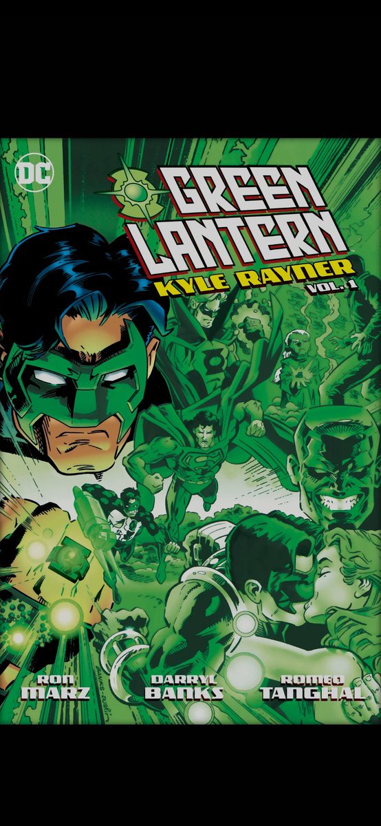datbookclub's tweet photo. how about some green lantern for a rainy Thursday night. amazing art by dyrral banks. https://t.co/RqEiJIsgrA