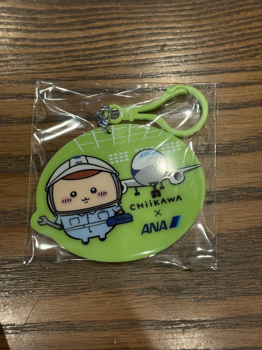 shisayama43's tweet photo. ちいかわ×ANA トレーディングアクリルキーホルダーコレクション

【求】 シーサー

【譲】くりまんじゅう

郵送でのお取引希望です。気軽にお声がけ下さい🙌🏻
 #ちいかわ交換 https://t.co/s96LDTZWd4