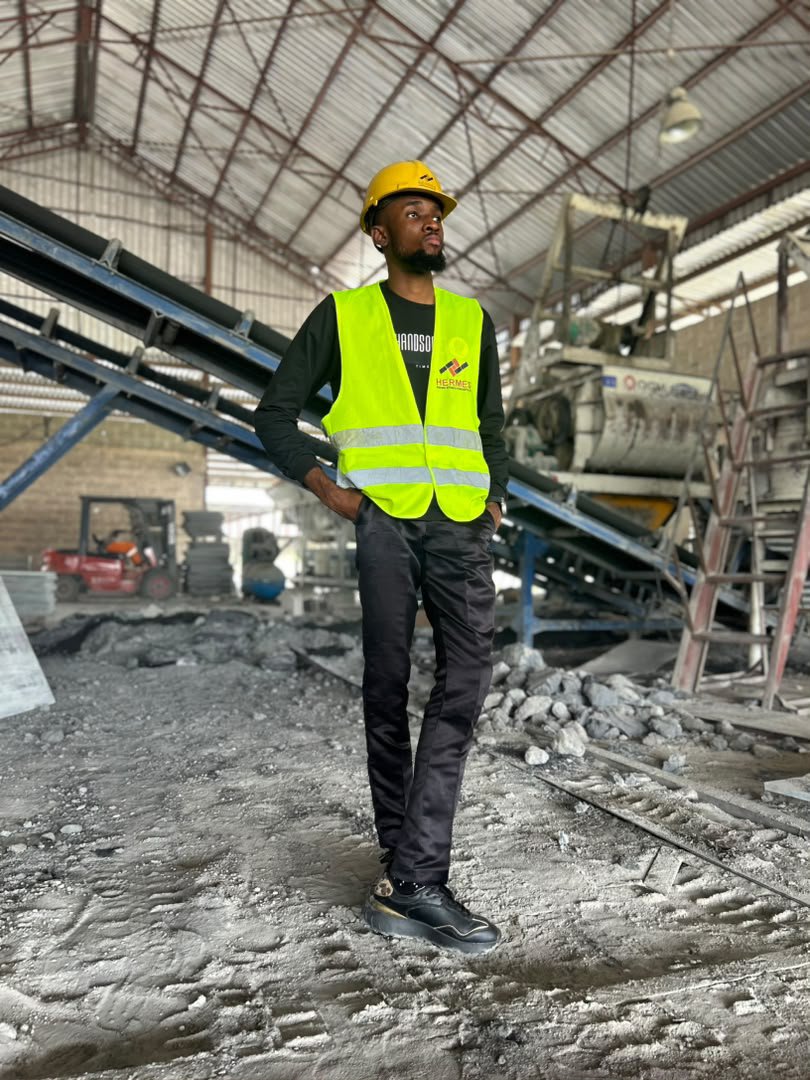EbenezerWulotu's tweet photo. Engineering is my field 
Website development is my .lifestyle and culture everyday https://t.co/SwlcvaU7EK