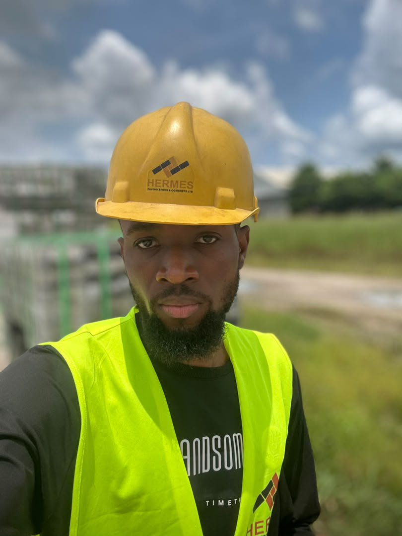 EbenezerWulotu's tweet photo. Engineering is my field 
Website development is my .lifestyle and culture everyday https://t.co/SwlcvaU7EK