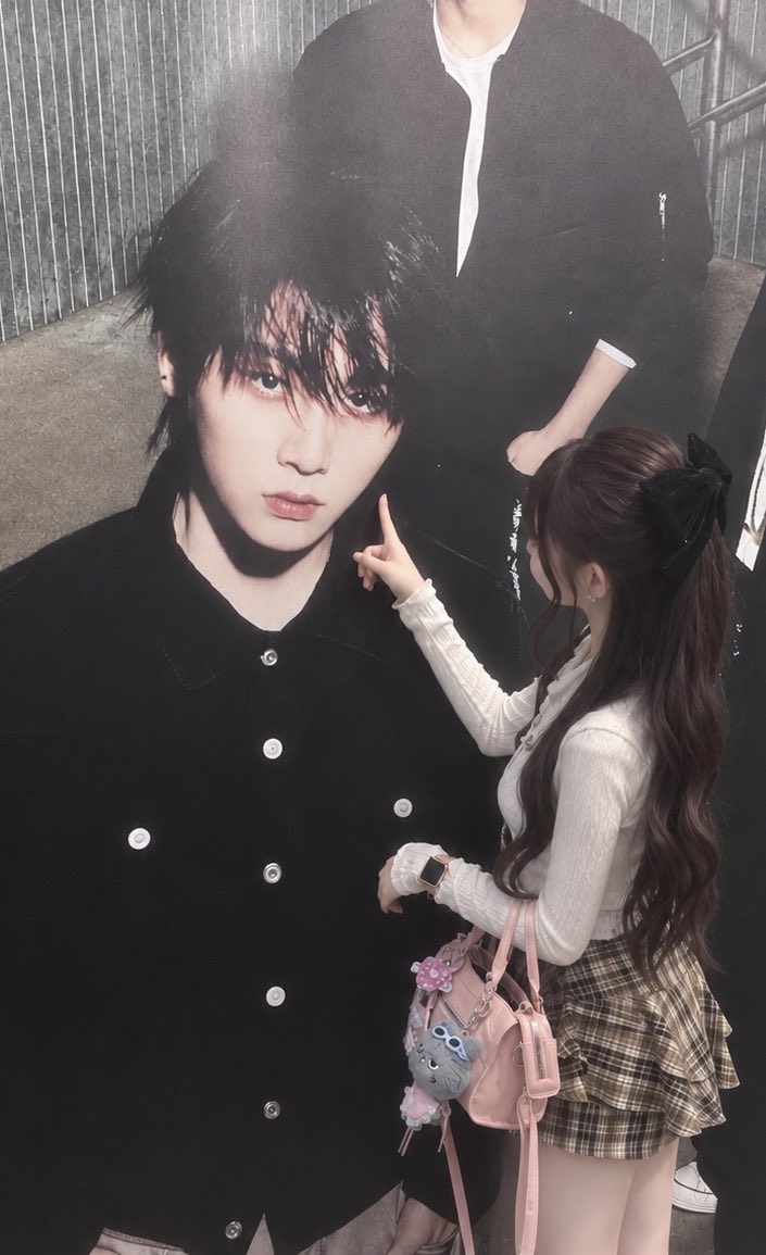 taenyan81o's tweet photo. TAESAN https://t.co/5ryowylVCH