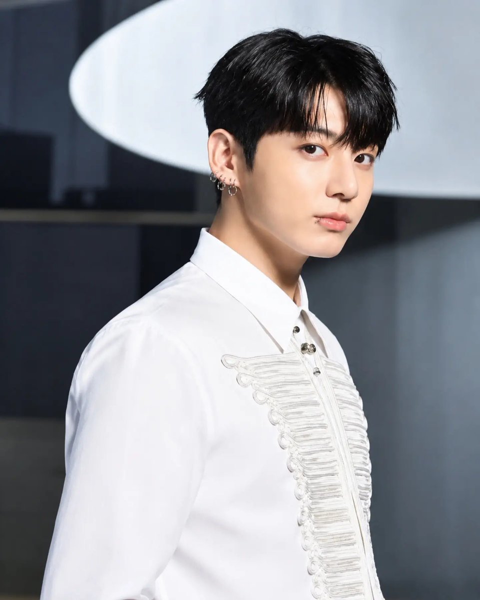 jungkoo_gukkk97's tweet photo. https://t.co/EowR9pCU2i