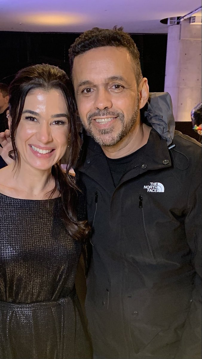 cassiobaianosp's tweet photo. Encontrei o #sergiomalandro #galvãobueno #helenganzaroli #renataabravanel no #upfrontSBT https://t.co/MXo3wTwXNr
