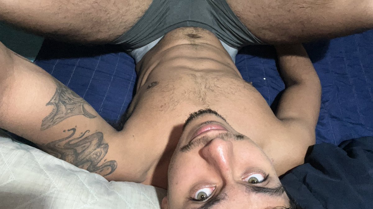 MrDrama01's tweet photo. solo, guapo y cachondo https://t.co/fCoTXtJxd5