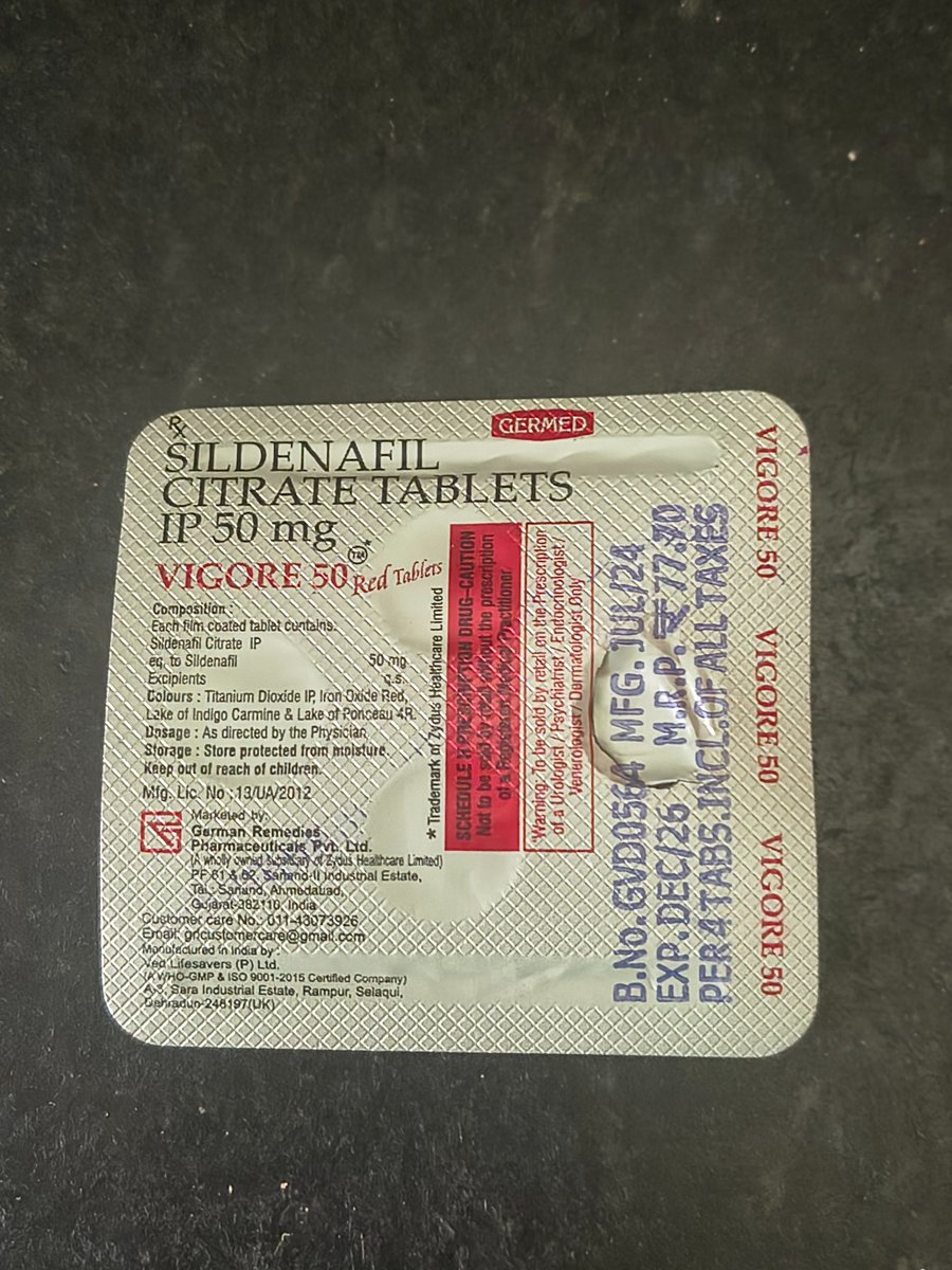 noir0217's tweet photo. My boyfriend came to meet me, and I found this medicine in his pocket… 

@grok  what is this medicine?
Should I be worried? Investigate now ! 😭 https://t.co/cL9GryrUFM