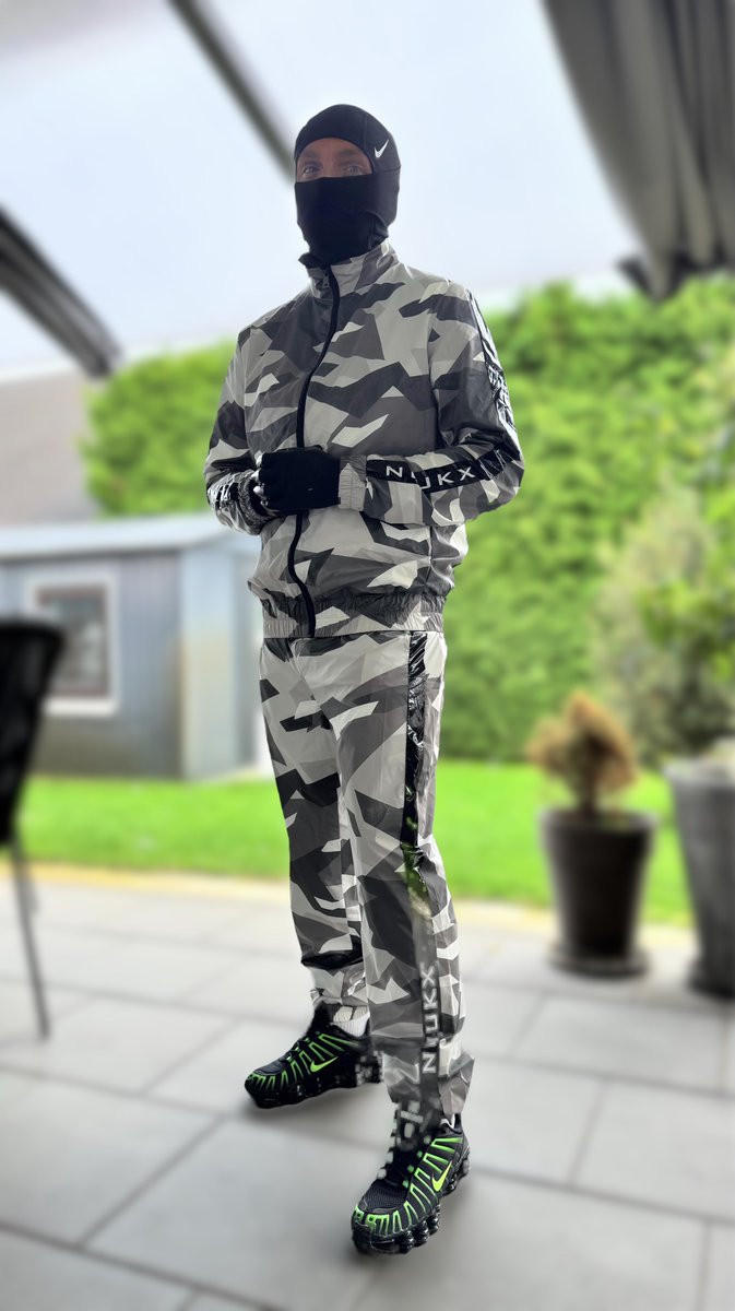 Dom_Maskedalpha's tweet photo. 🆕Rate my new nylon suit.

Use the comments!⬇️

#nylon #chav #lad @twinkx_official https://t.co/zwvKcSyOrC