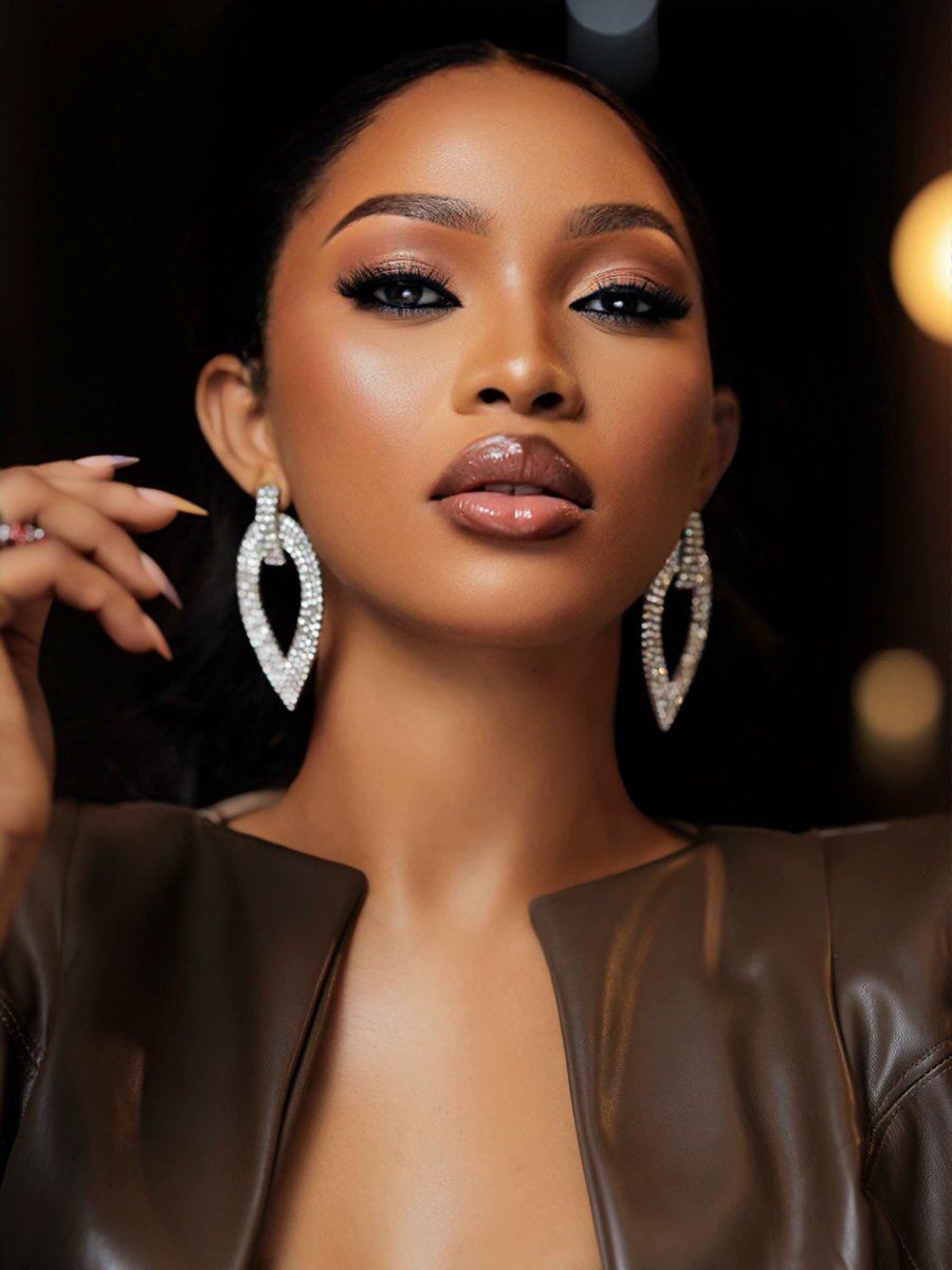 MBU's tweet photo. May your day be as beautiful as @SpiceDianaUg 😍 https://t.co/isHEOWvP94