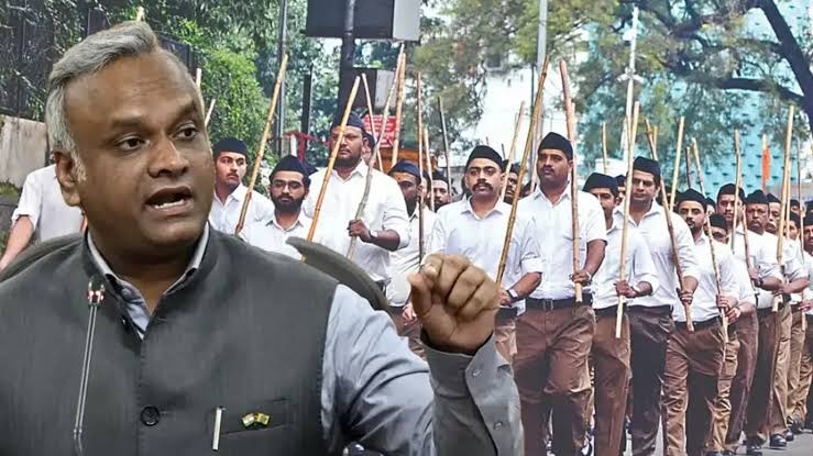 VistaraNews's tweet photo. RSS | ಆರ್‌ಎಸ್‌ಎಸ್ ಪಥಸಂಚಲನಕ್ಕೆ ಬಿಜೆಪಿ ಸಾಥ್​​ ; ಪ್ರಿಯಾಂಕ್ ಖರ್ಗೆ ವಿರುದ್ಧ ಸಮರಕ್ಕೆ ಸಿದ್ಧತೆ 

ಸುದ್ದಿ ಲಿಂಕ್ :  https://t.co/799mYwXvb6
 
#RSSMarch #RSS #BJP #PriyankKharge #KarnatakaPolitics #PoliticalWar #TrendingNews #pnsvistara #LatestNews https://t.co/AH5SWGppvl