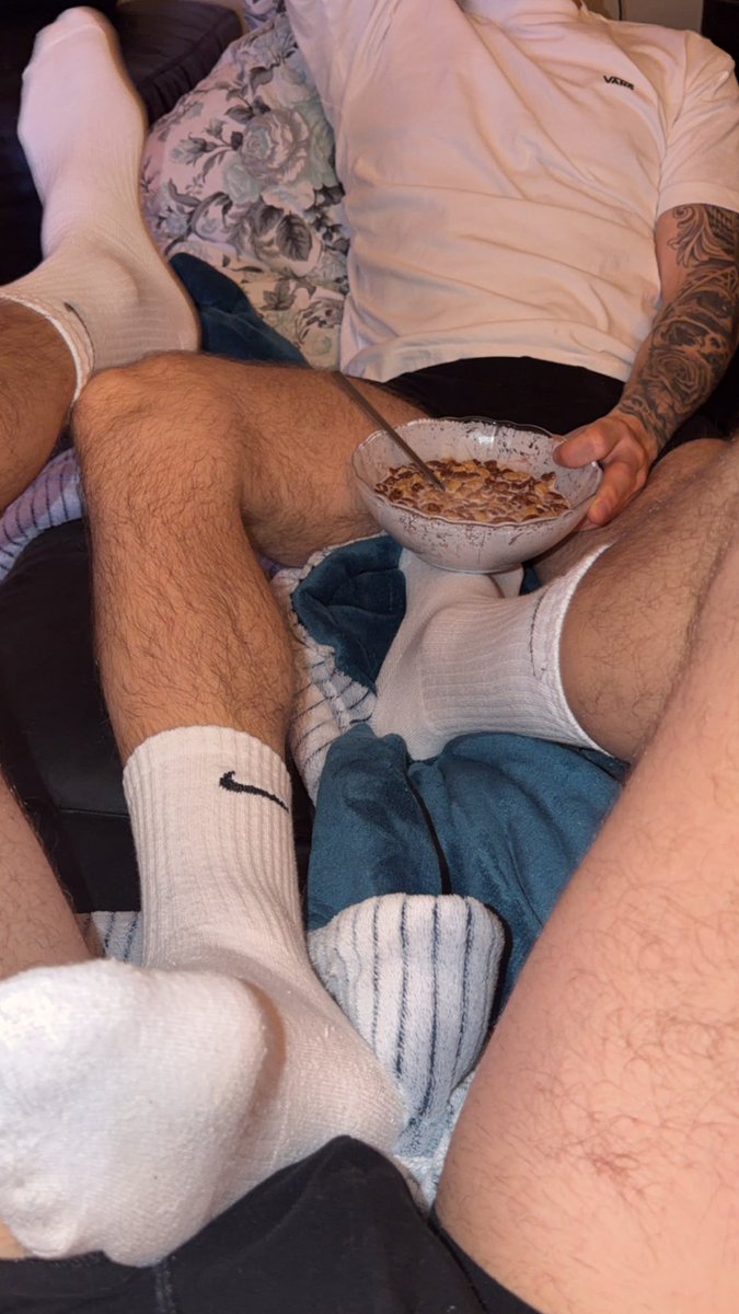 JacobMasterPL's tweet photo. https://t.co/ioRakdLrmv
Check for more my OF😈❤️🧦🧦🧦🧦 https://t.co/F1QTUDWoYF