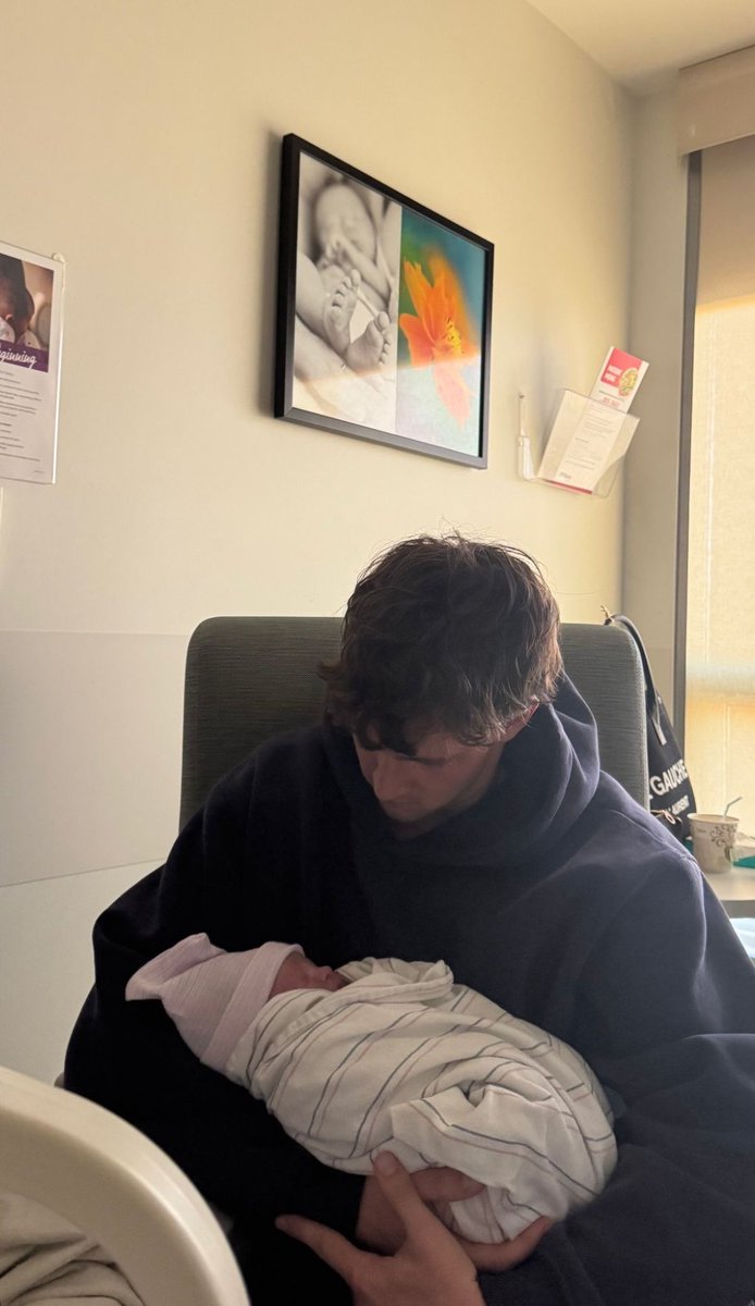 milohaasy tweet picture