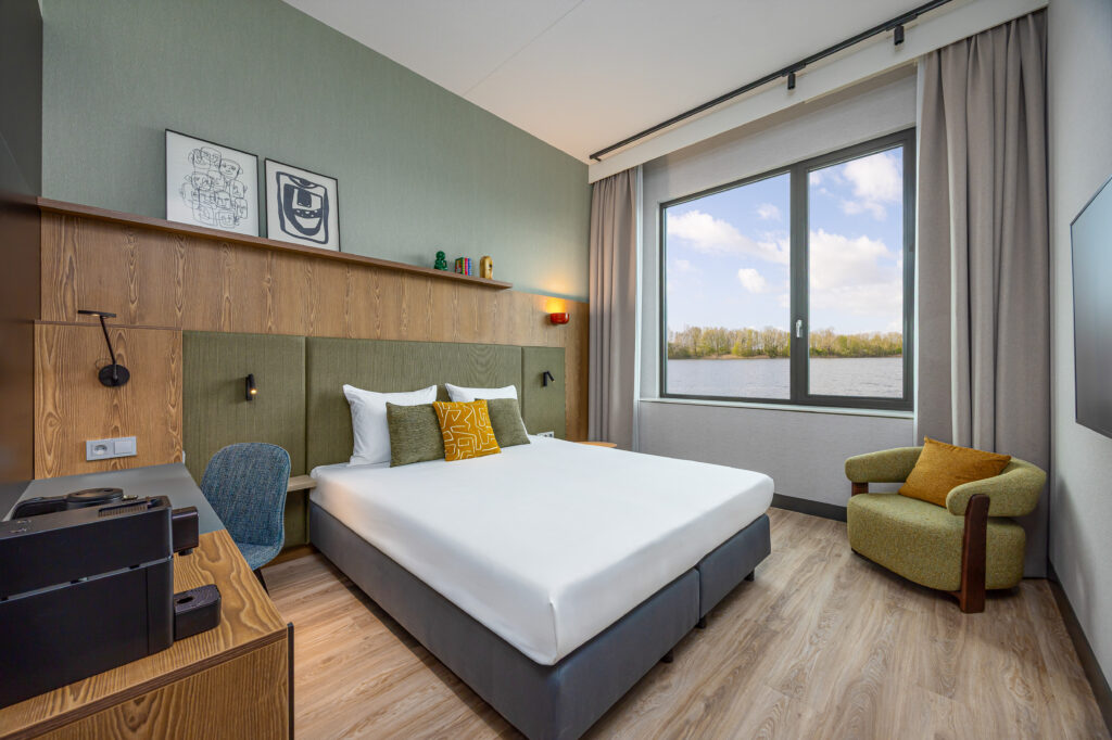 Events_NL's tweet photo. Postillion Hotel Breda Biesbosch: modern comfort naast historische eyecatcher

Lees het artikel: https://t.co/RDd5XtCcIJ https://t.co/dA8dtfdbZD